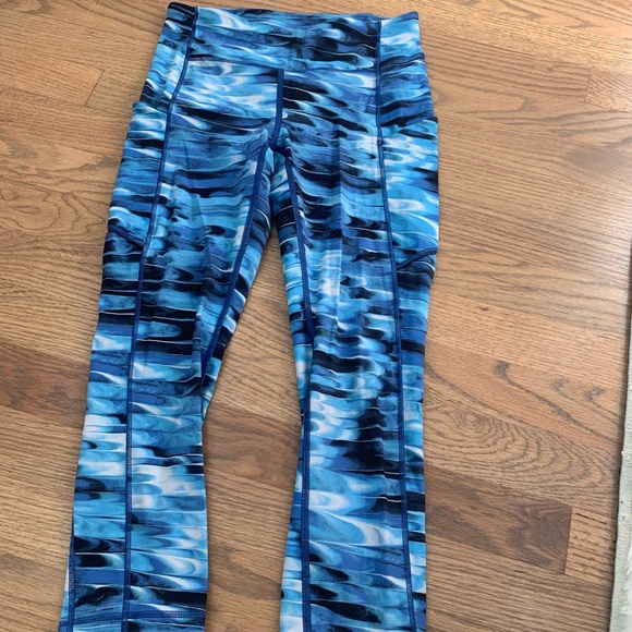 lululemon leggings - Picture 2 of 5